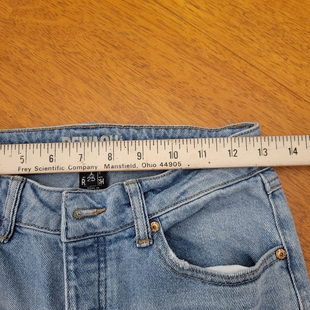 Rewash High Rise Straight Leg Jeans•Size 25/1•Light Wash - Picture 6 of 7
